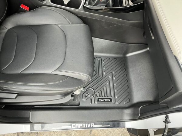Moqueta Bandeja 5D Chevrolet Captiva - Imagen 3